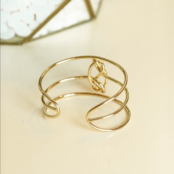 Gold Wire Knot Bangle Bracelet - Picture 5 of 5